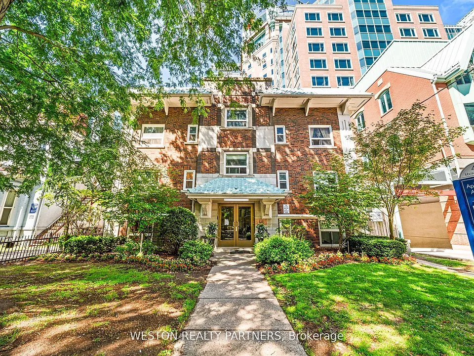 44 Huntley St #108