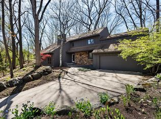 5852 Timber Land Cir, Fitchburg, WI 53711