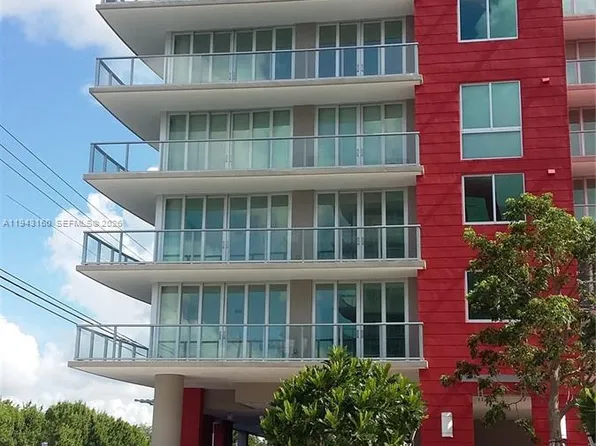 7875 NW 107th Ave APT 812, Doral, FL 33178