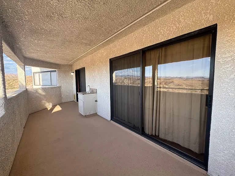 2022 Merrill Ln #6D — Photo 46