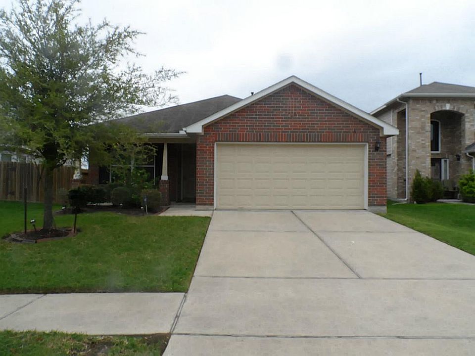 1st image of 12811 Maybank Shores Ct