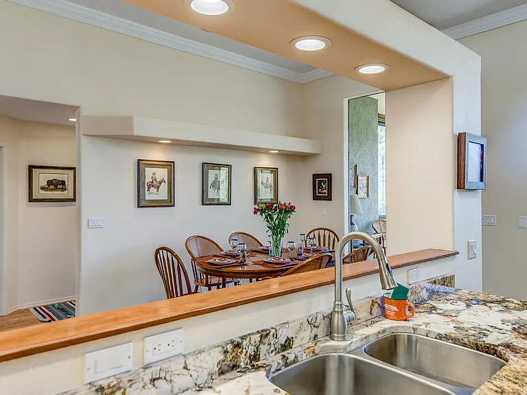 65 Kashmir Rd — Photo 23