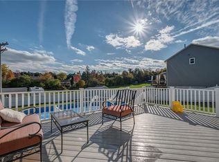 4898 Copperfield Rd, Syracuse, NY 13215