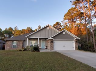 8664 El Paseo St, Navarre, FL 32566