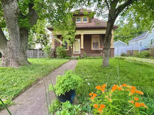 2016 Vogel Rd, Evansville, IN 47711