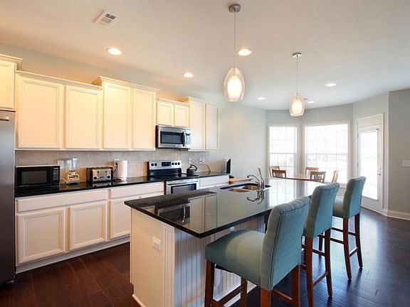 5th image of 1709 Sleepy Fox Ln