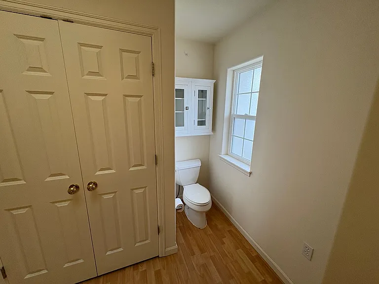 1714 Baker View Ct — Photo 30