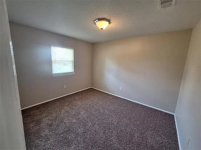 5053 Bennington Dr — Photo 8