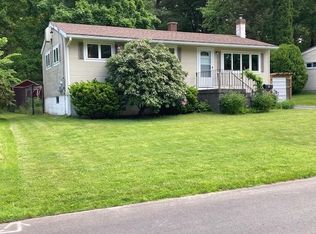 3 Cedarbrook Dr, Dover, NH 03820