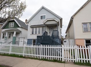 2462 S 9th St, Milwaukee, WI 53215