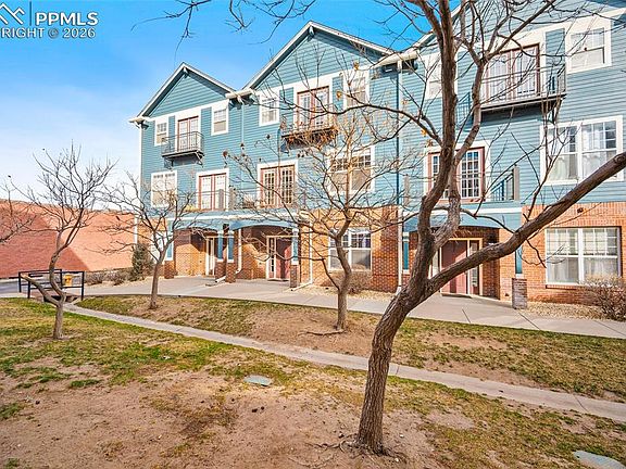 3rd image of 832 Wahsatch Rdg