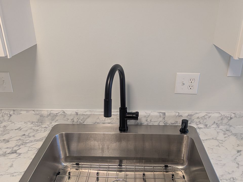 Kitchen sink. 9" deep.