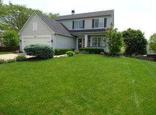1543 Knoll Crest Dr, Bartlett, IL