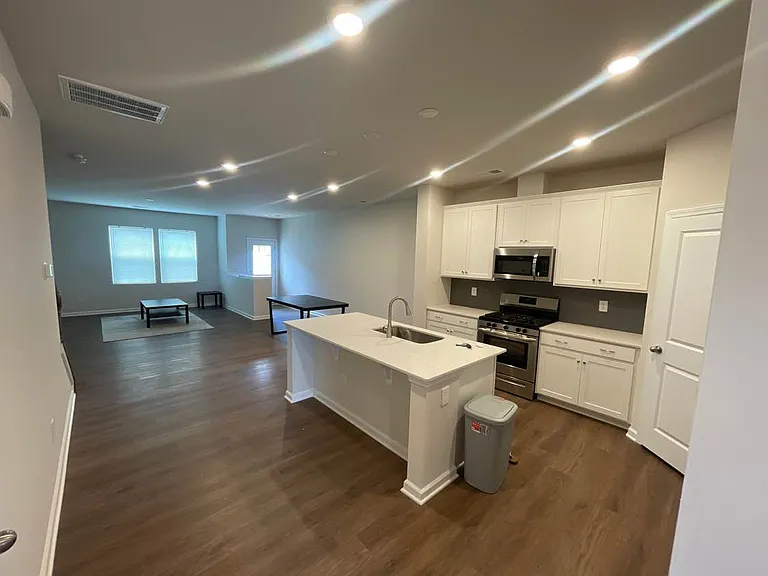 Large kitchen