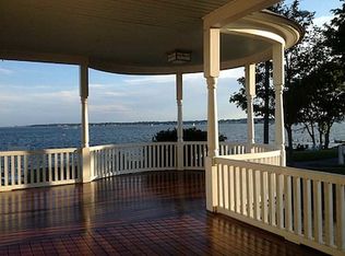 27 15th Ave, Warwick, RI 02886