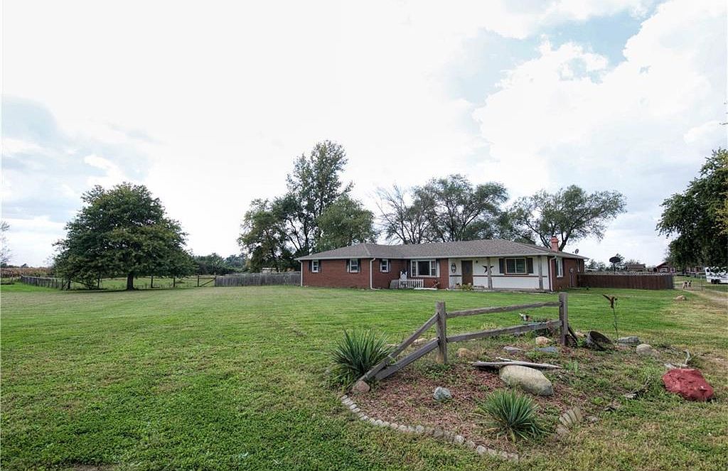 3618 N Fortville Pike, Greenfield, IN 46140 Zillow