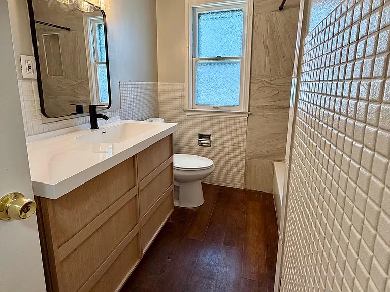 20831 Morris Ave — Photo 6