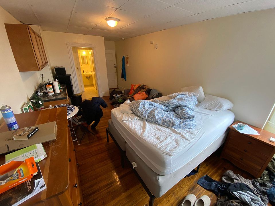 2nd image of 868A Beacon St #13
