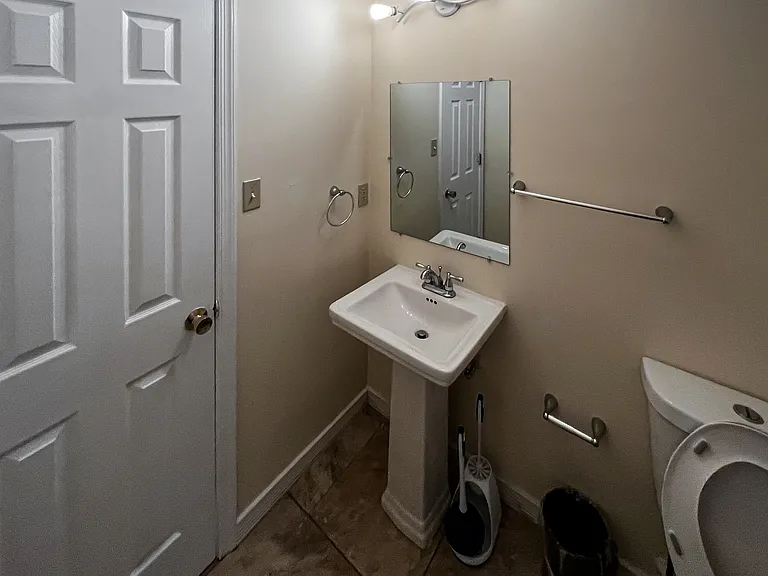 Clearview Ct — Photo 9