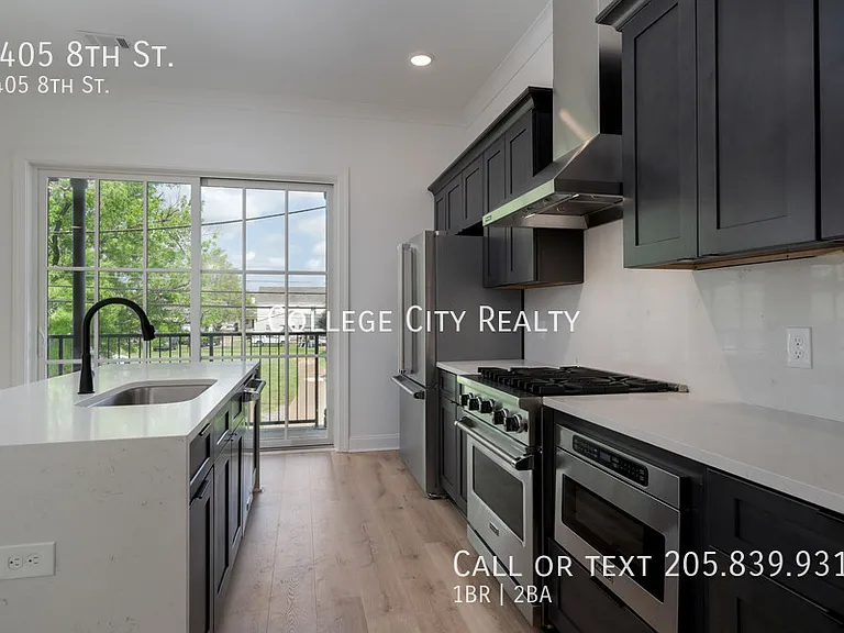 1405 8th St — Photo 17