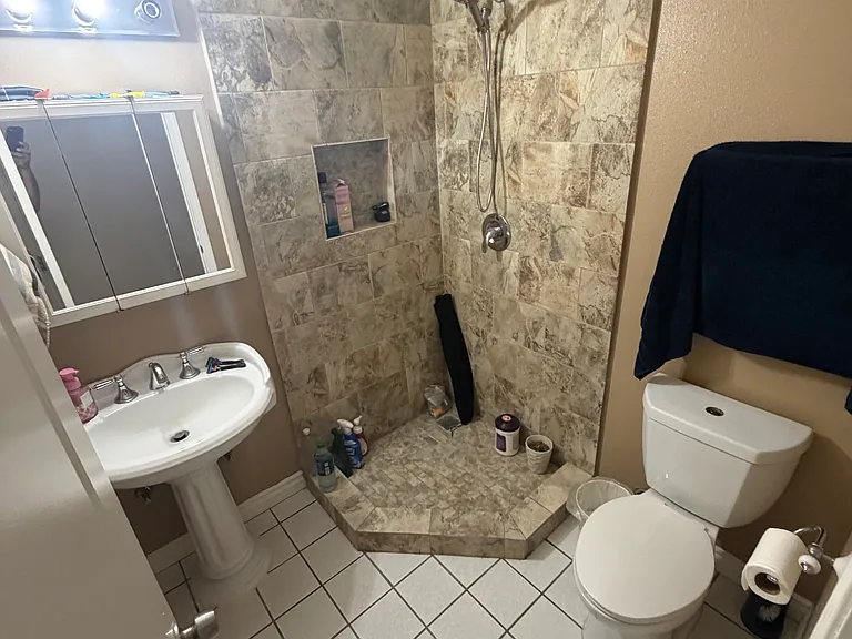 152 Nevada Ave — Photo 15
