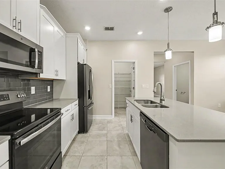 11118 Longleaf Woods Dr — Photo 15
