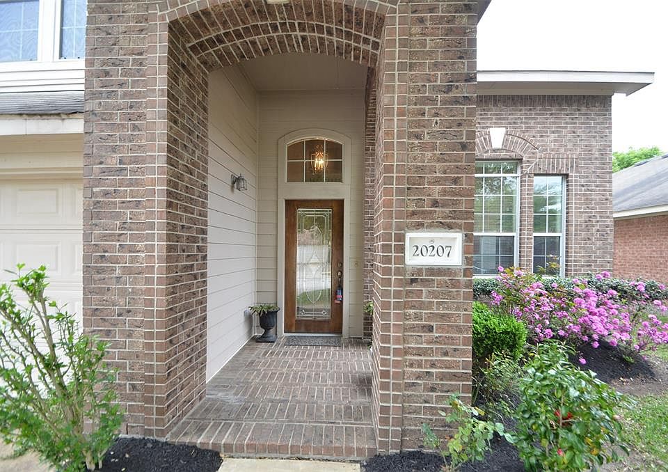 1st image of 20207 Glacier Falls Dr
