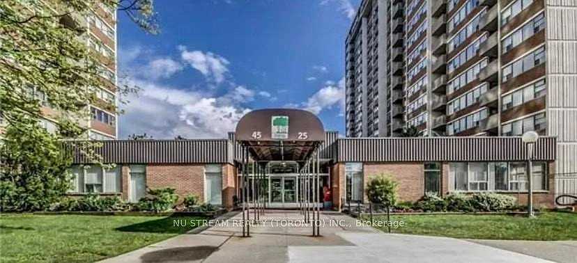 3 bed, $2,980 — Photo 1