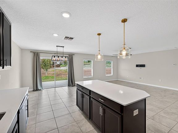 4th image of 4773 Magnetite Loop