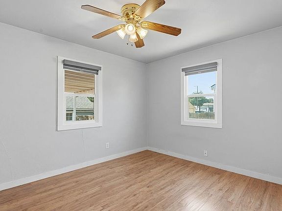 2nd image of 544 E Glass Ave
