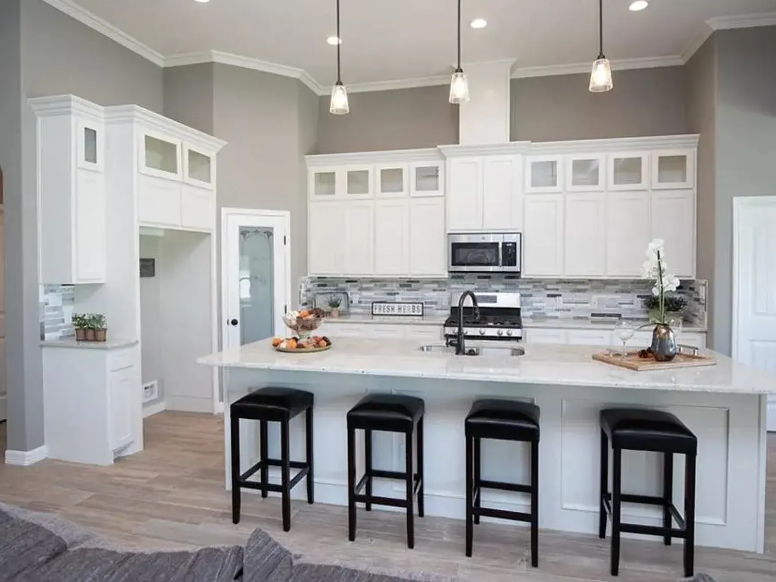 4 bed, 2126 sqft, $2,900 — Photo 4