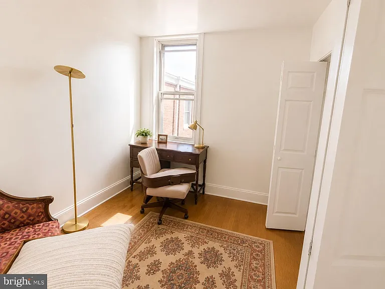 2826 Poplar St #3 — Photo 8