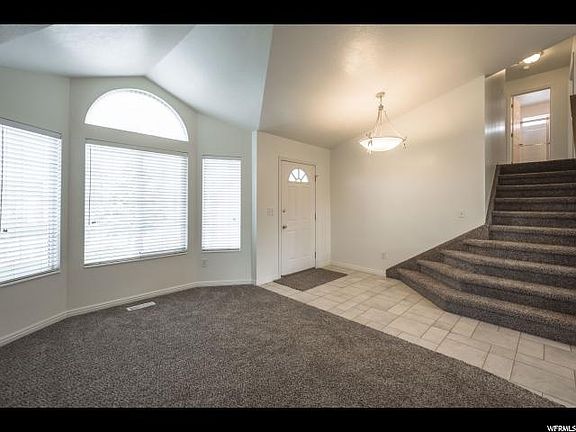 3rd image of 2762 S Belmont Downs Ln