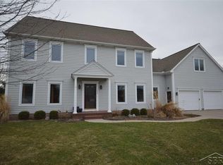 1449 Kingston Dr, Saginaw, MI 48638