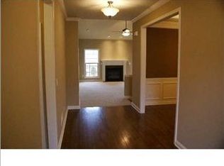 4105 Brook Farm Pl, Louisville, KY 40299