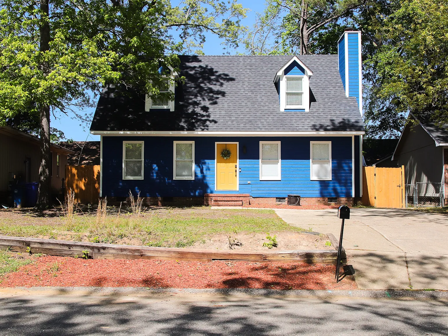 6848 Torrance Ln — Photo 1