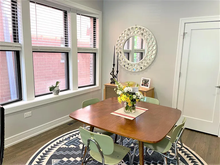 1455 W Farragut Ave #1 — Photo 4