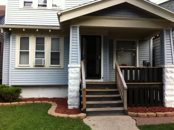 2024 W Keefe Ave, Milwaukee, WI 53206