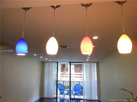 4th image of 1531 SE 15th St APT 4