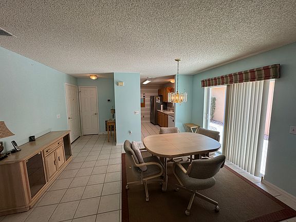 5th image of 616 Enconto St