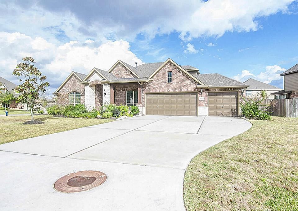 1st image of 20771 Lavone Dr