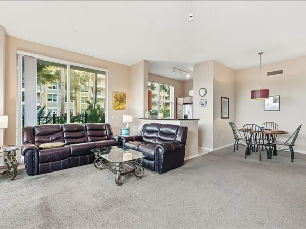 700 E Boynton Beach Boulevard #101, Boynton Beach, FL 33435