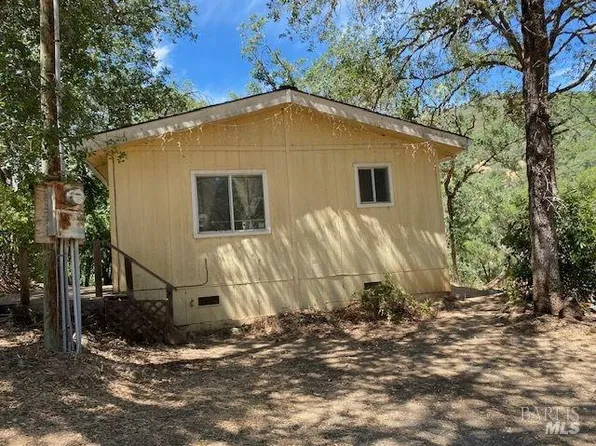 12775 Feliz Road, Hopland, CA 95449