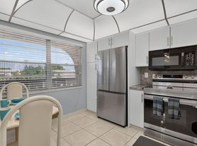 2304 Lucaya Ln, Coconut Creek, FL