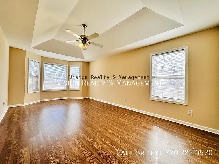4841 Ventnore Pl — Photo 8