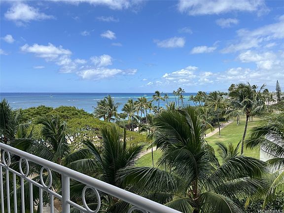 3rd image of 2161 Kalia Rd APT 612