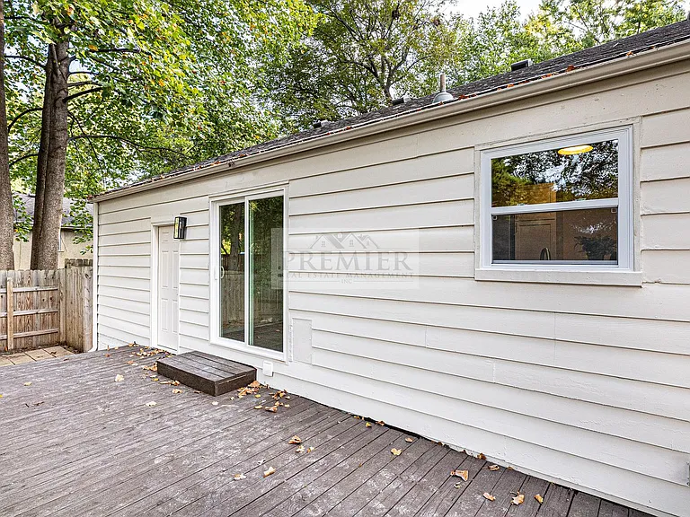 8340 Riggs St — Photo 16