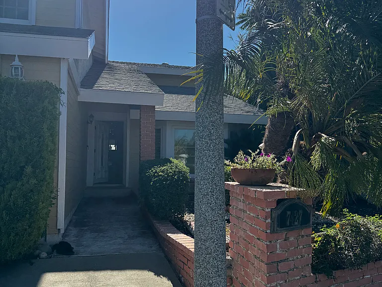 7427 Tunney Ave — Photo 2