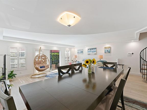 4th image of 670 Tennis Club Dr APT 110