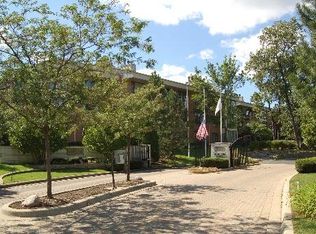 3525 S Cass Ct UNIT 412, Oak Brook, IL